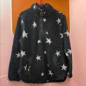 Cozy Sherpa dark gray with white stars. Sherpa 1/4 zip pullover. Size Large